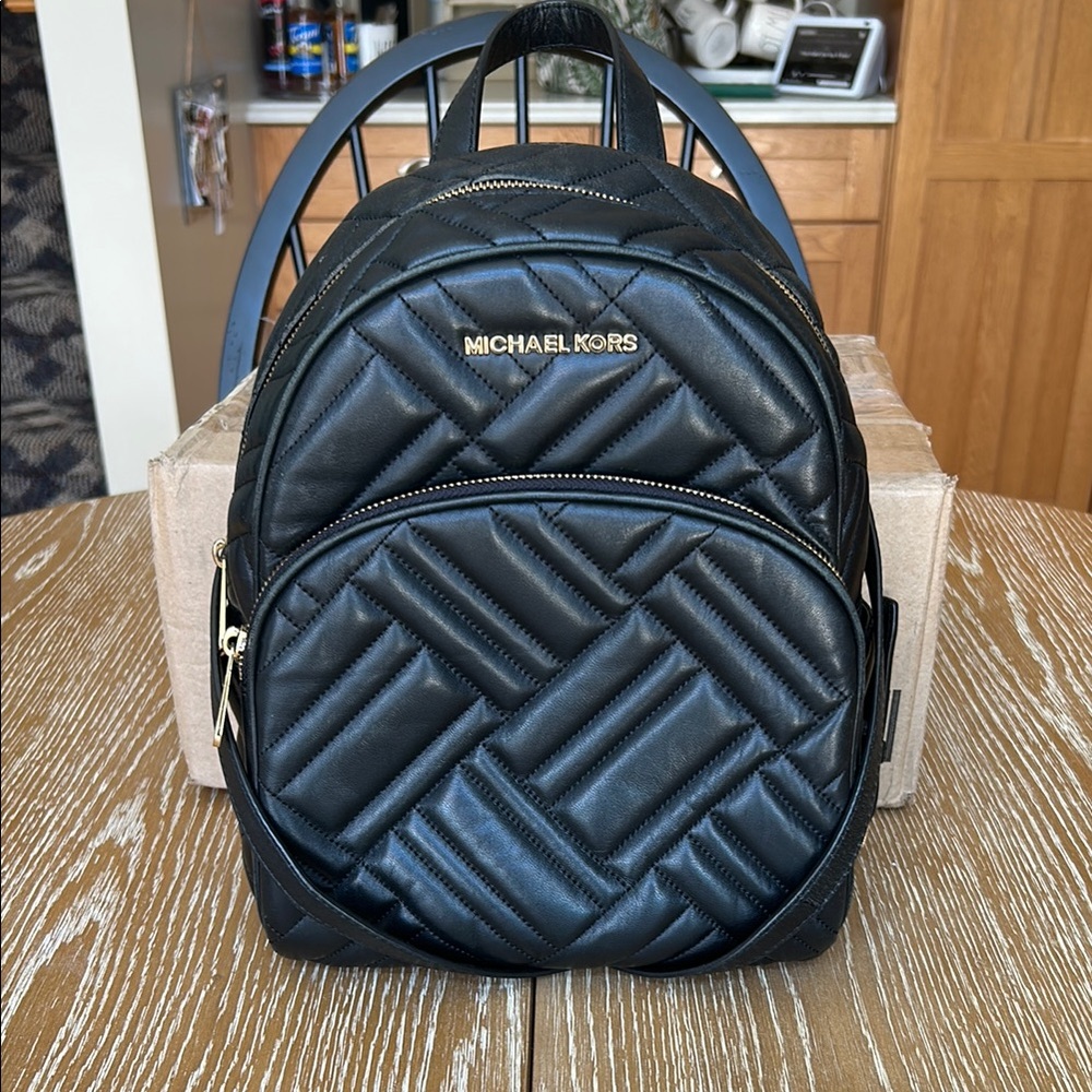 Michael Kors Abbey Backpack in Black